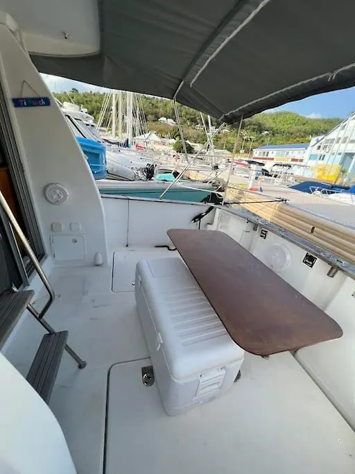 Hotel Bateau Double Cabine Proche De La Plage Gourbeyre 0*,  Guadeloupe
